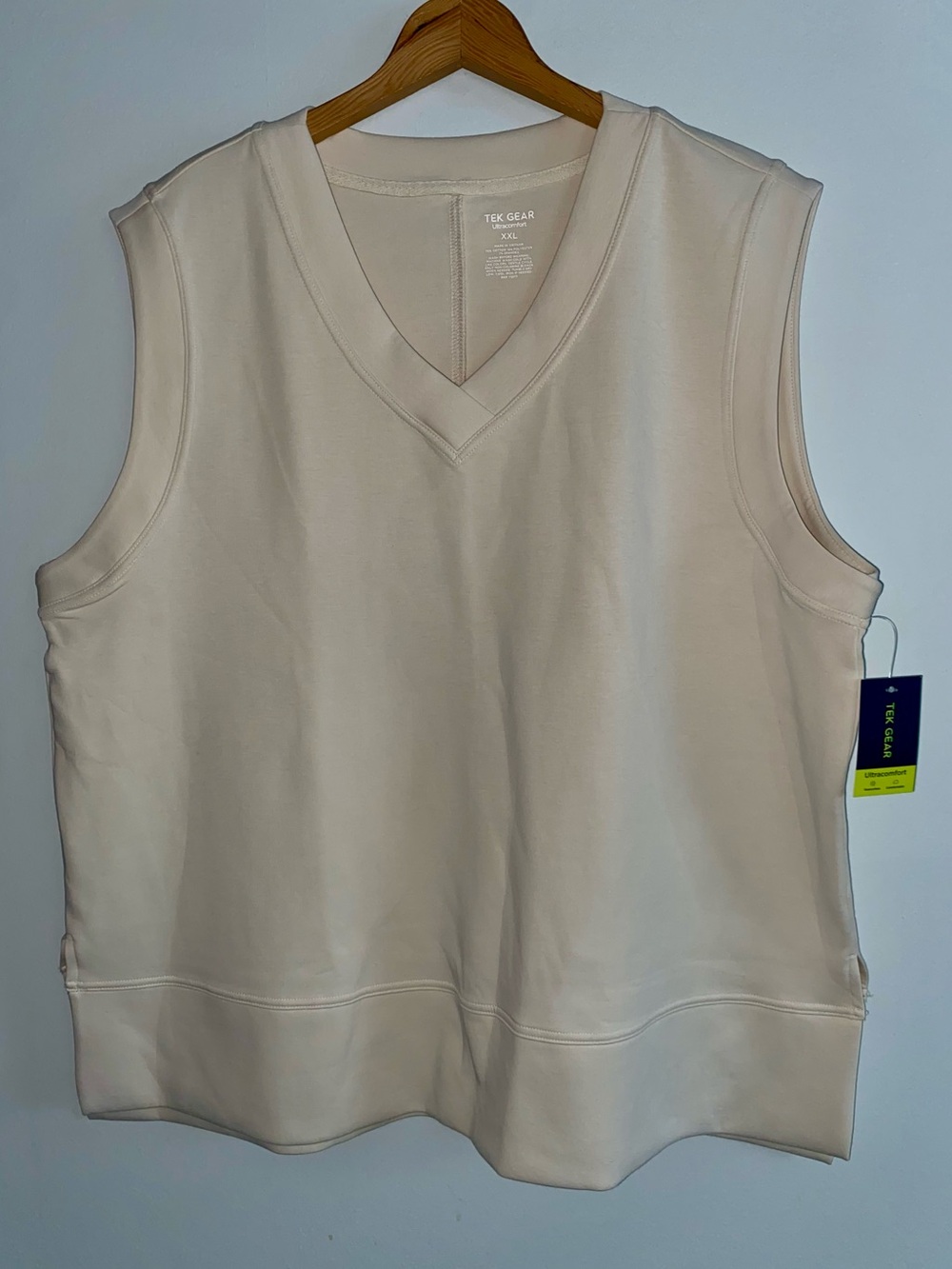 NWT TEK GEAR "ULTRA COMFORT" SLEEVELESS TOP - XXL